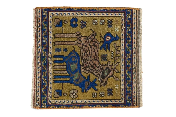 1.5×1.5 Vintage Pictorial Oushak Square Rug Mat