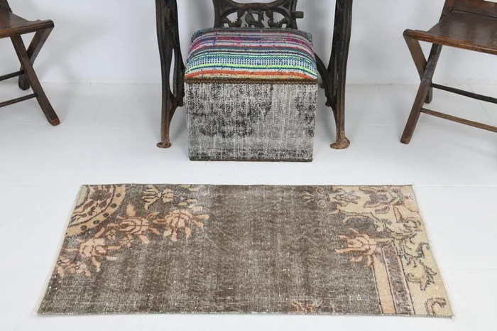 1′ x 3′ Brown Turkish Vintage Runner Rug – 7011