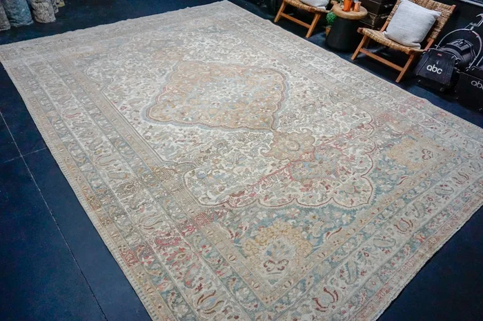 10’7 x 14’2 Vintage Rug Light Blue, Camel & Cream ‘4481