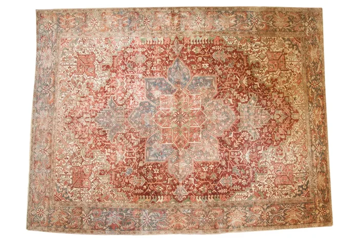 11.5×15.5 Vintage Distressed Heriz Carpet