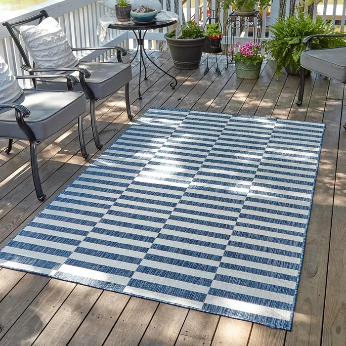 185 x 125 Outdoor Striped