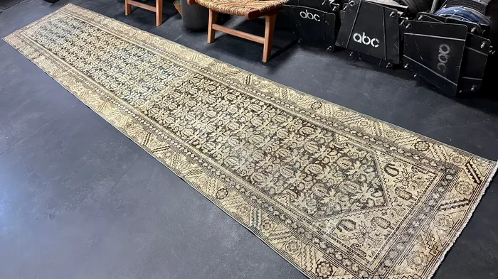 2’10 x 15’9 Classic Antique Runner Muted Denim Blue, Beige & Brown SB ‘5300