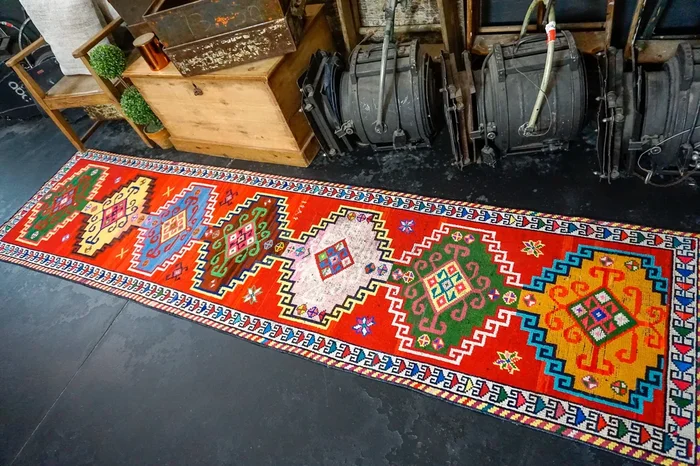 2’8 x 10’3 Turkish Oushak Runner Red and Rainbow ‘3084