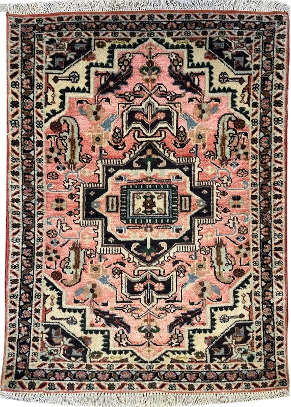 2’5″x3’3″ Tabriz