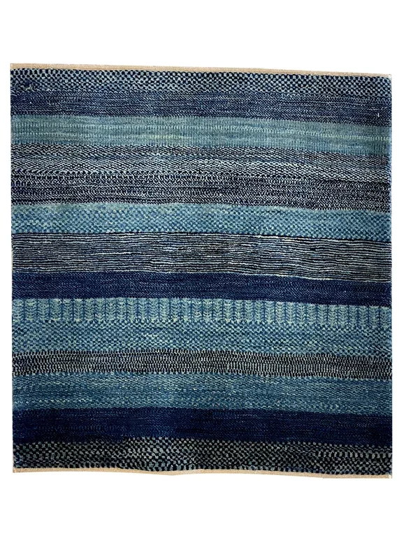 2’7″x2’9″ Kashkuli Gabbeh