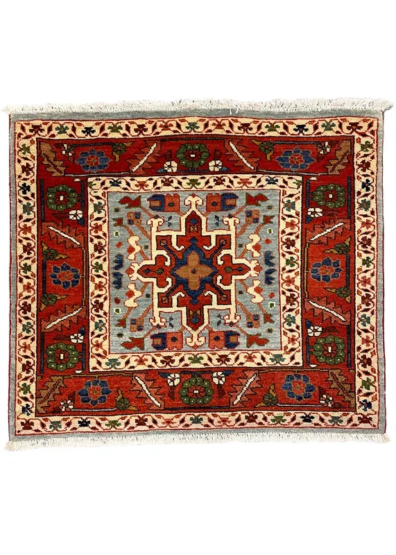 2’9″x2’5″ Heriz