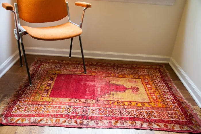 3.5×4 Red Turkish Prayer Rug