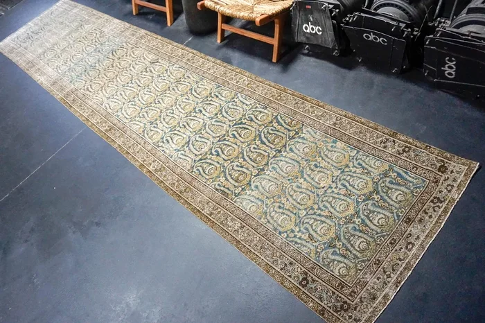 3’5 x 16’8 Classic Antique Runner Muted Gray, Turquoise & Olive SB ‘4505