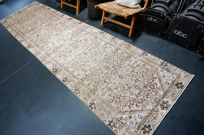 3’7 x 13’8 Classic Vintage Runner Muted Terra Cotta, Brown & Steel ‘5242