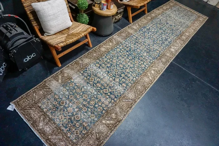 3’7 x 14’5 Classic Vintage Runner Indigo Blue, Beige + Brown SB ‘4027