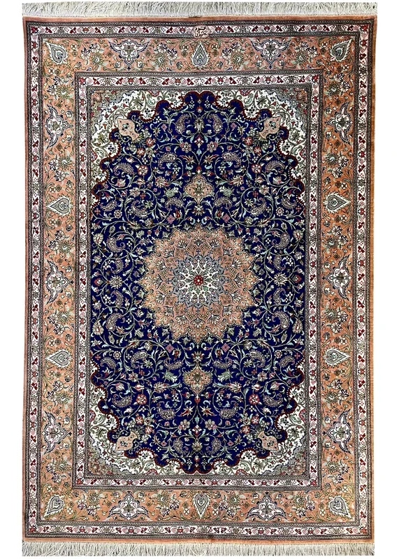 3’2″x4’10” Qum