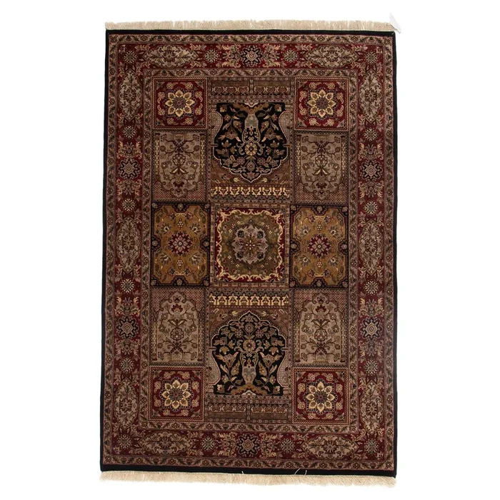 3′ 11″ x 5′ 10″ (04×06) Indo Traditional Wool Rug #005337