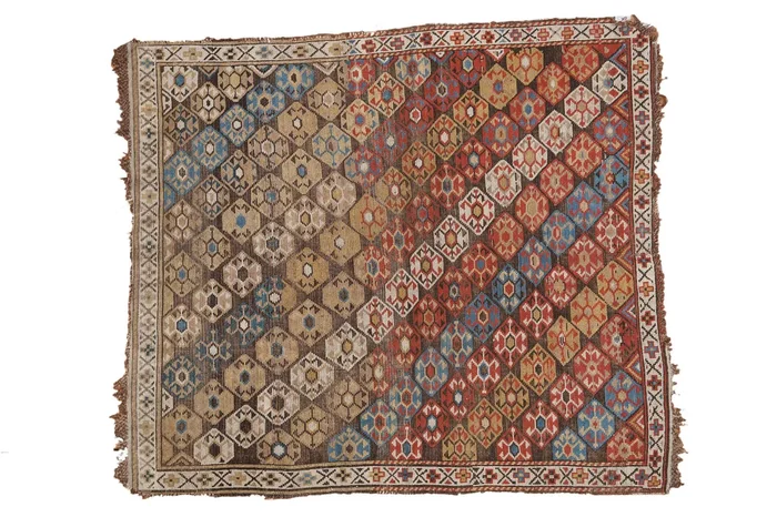 4×4.5 Distressed Antique Shirvan Square Rug
