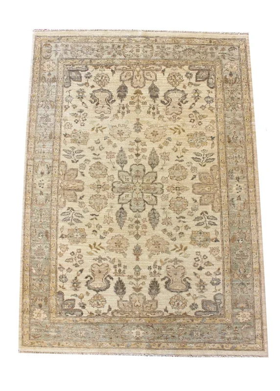 4×5’7″ Borchalu
