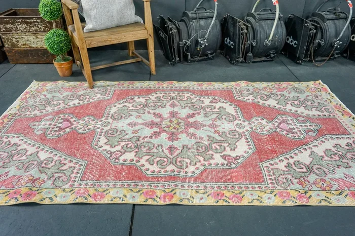 4’1 x 7’5 Oushak Rug Pale Red, Yellow & Green ‘2253