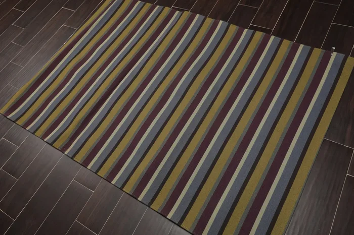 4′ x 6′ Contemporary 100% Wool Flatweave Area Rug Blue