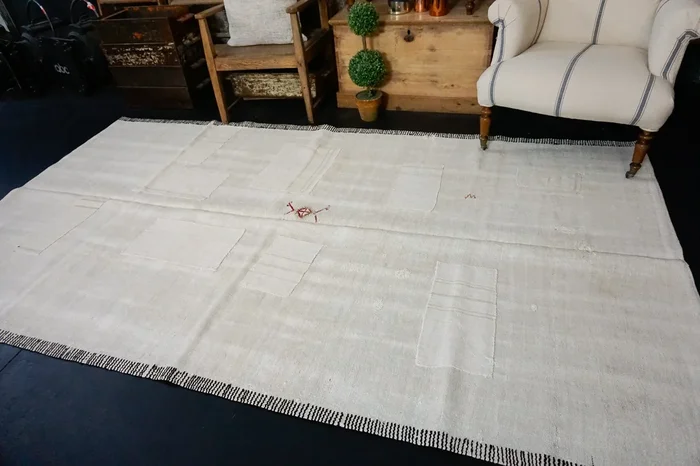 5’4 x 9’6 MCM Organic Hemp Rug Vintage Turkish Kilim Creamy White ‘2605