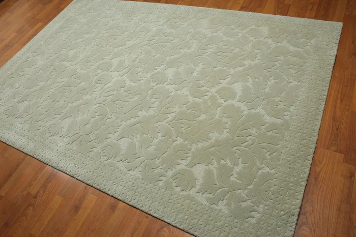 5’8″ x 8’9″ Machine Made High Low Modern Oriental Wool Rug Gray Tone on Tone Color
