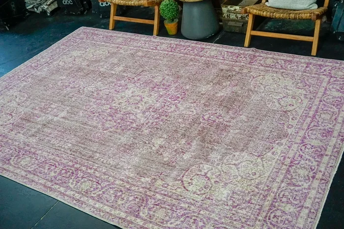 6’10x 10’3 Vintage Oushak Rug Muted Fuchsia, Violet and Beige Carpet ‘3611