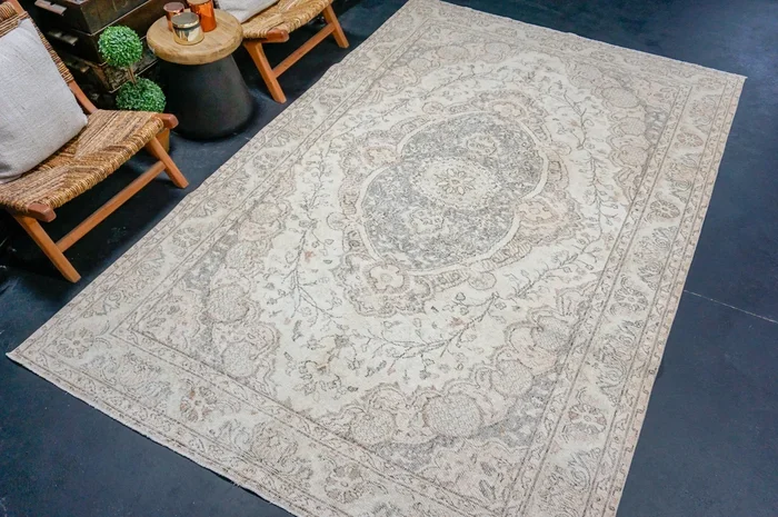 6’4 x 10’1 Vintage Oushak Rug Muted Beige, Gray + Copper SB ‘4252