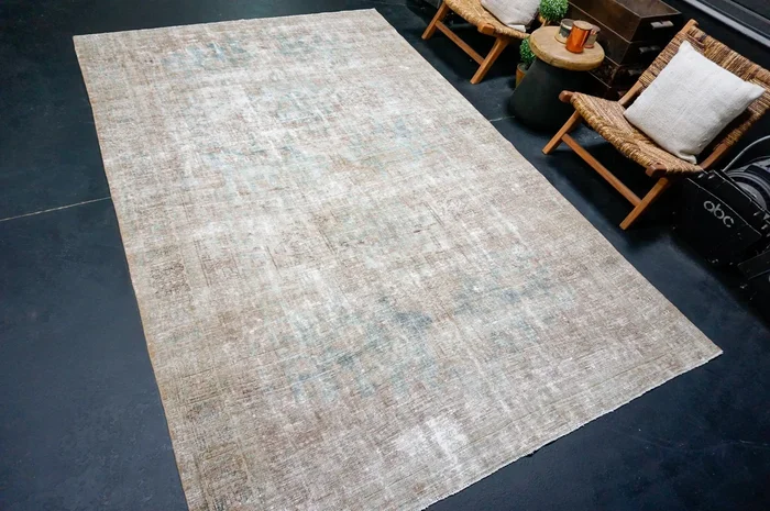 6’6 x 10’4 Classic Vintage Rug Muted Mocha & Turquoise Blue ‘5078