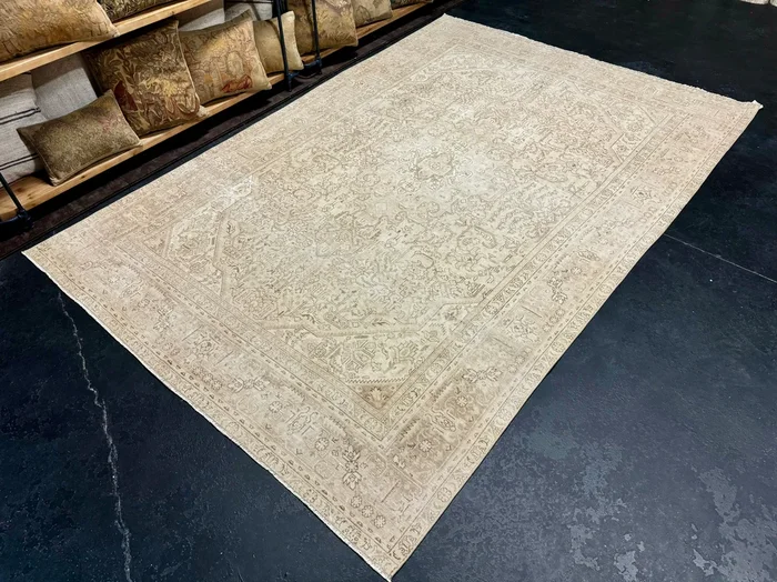6 x 9 Vintage Tabriz 5662