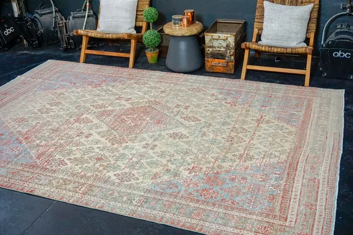 7’2 x 10’6 Vintage Joshagan Carpet Muted Red, Ecru and Blue ‘3279