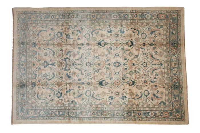 7×10 Mahal Carpet