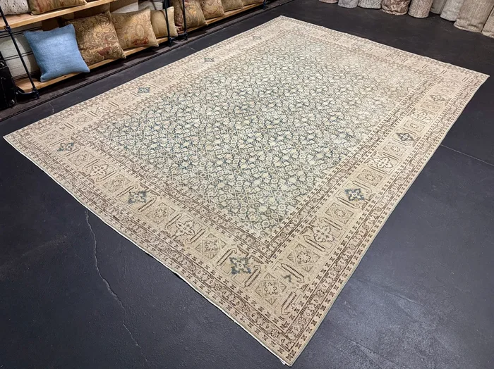 8’1 x 11’5 Classic Vintage Rug Muted Blue, Beige & Brown 5719