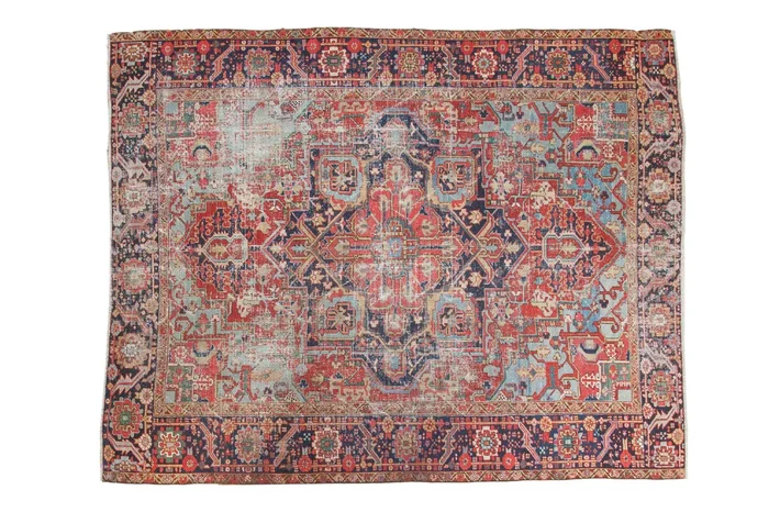 9×11.5 Distressed Antique Heriz Carpet