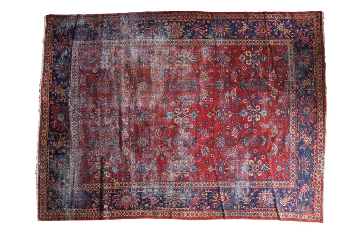 9×12 Vintage Distressed Mahal Carpet
