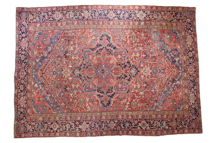 9.5×13.5 Vintage Distressed Heriz Carpet