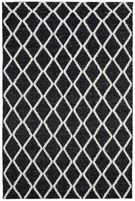 Alexia Black hand woven Floor Rug