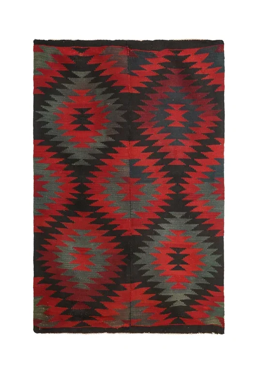 Antique Balkan kilim 5′ x 3’3″