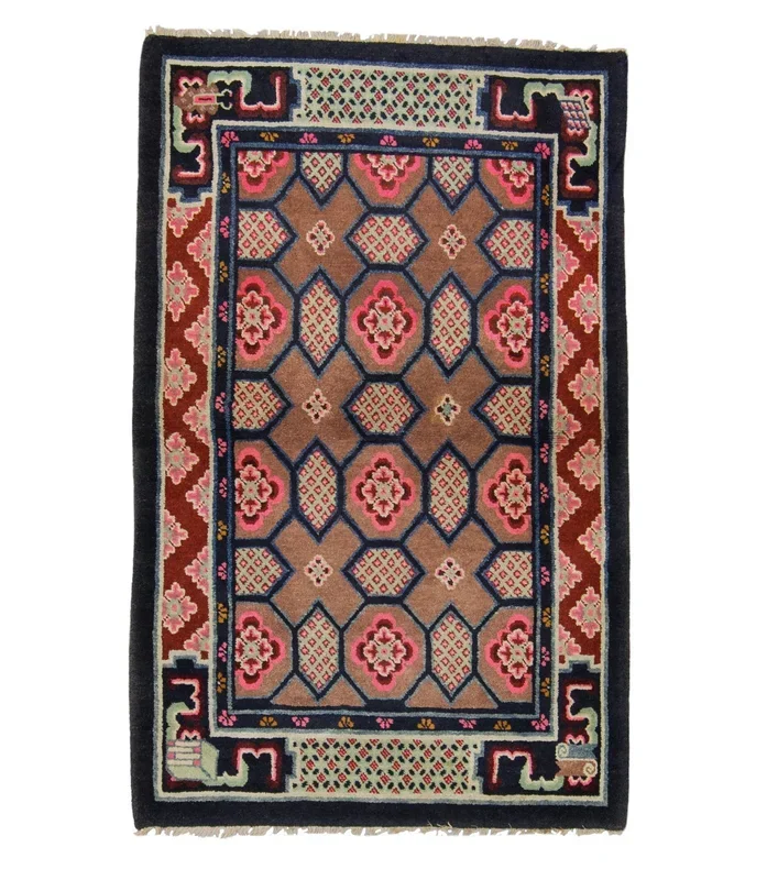 ANTIQUE CHINESE PAO TAO LIGHT BROWN – FLOWERS 3′ 5” x 5′ 6”