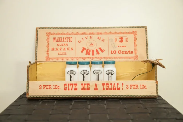 Antique Cuban Cigar Box Give Me a Trial 19th Century