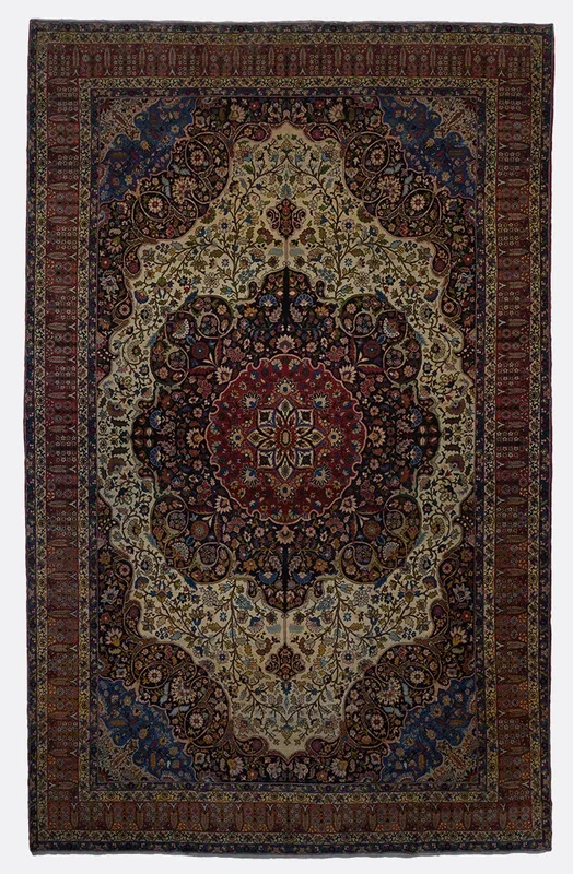 Antique Persian Bakhtiari Rug – 9’11” x 15’8″