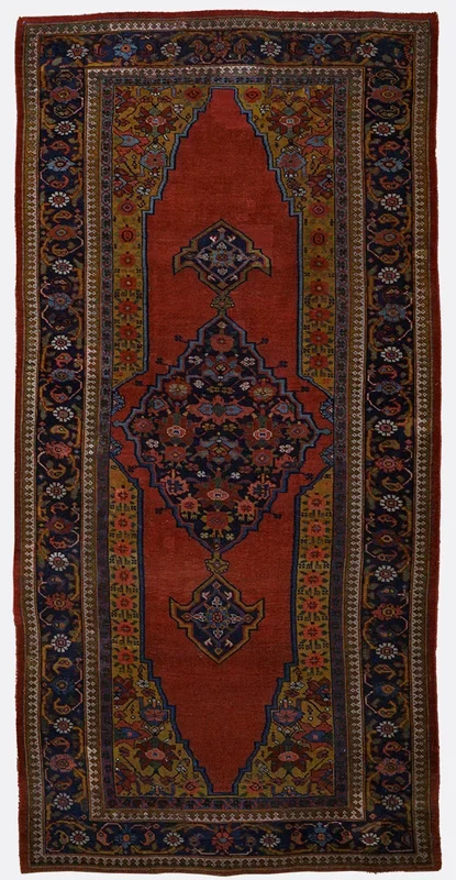 Antique Persian Bidjar Rug – 4’8″ x 9’5″