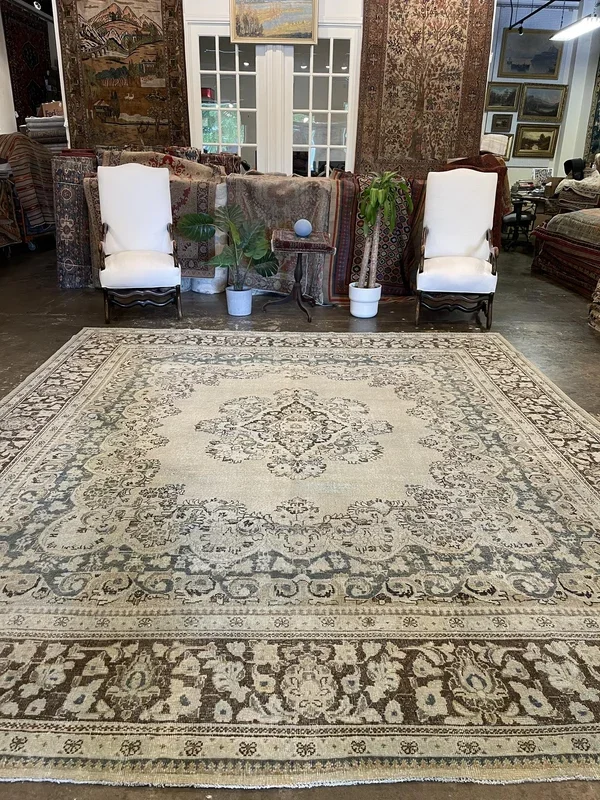 Antique Persian Mahal Rug – 10’3″ x 12′
