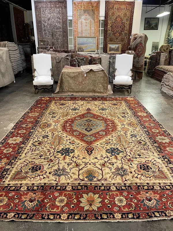 Antique Persian Tabriz Rug – 9’8″ x 13’5″