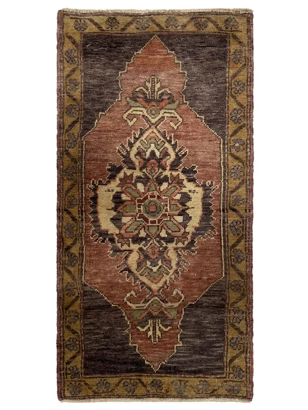 Artisan Angelina Rose Gold Vintage Knotted Rug