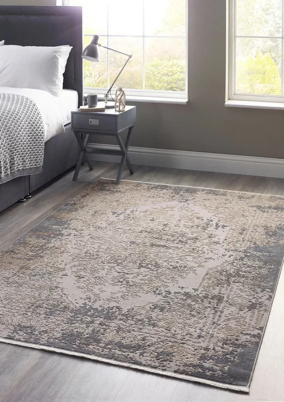 Aura Hug Vintage Medallion with Fringe Rug