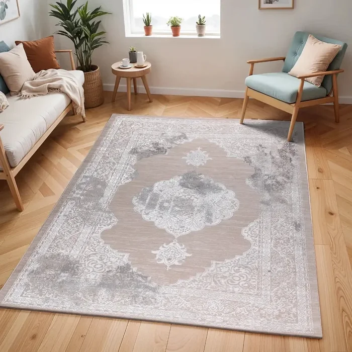 AZRA Vintage Traditional Oriental Boho Beige/White Rug