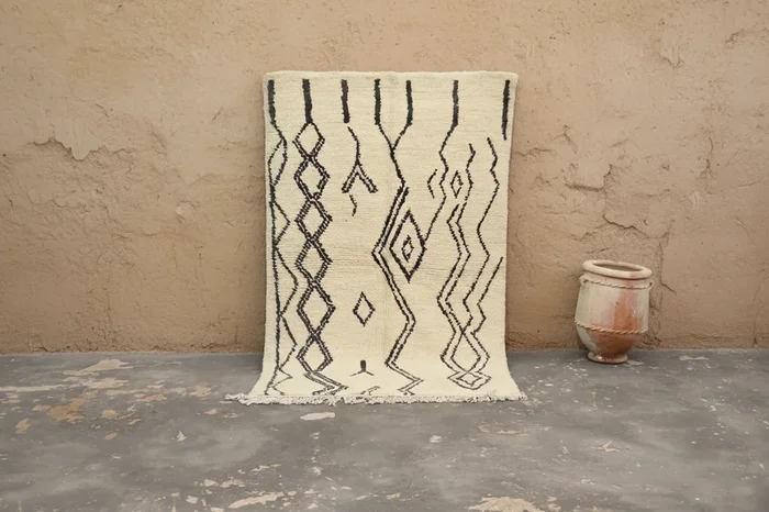 Beni Ouarain Rug, 235 x 145 cm, AZO-617