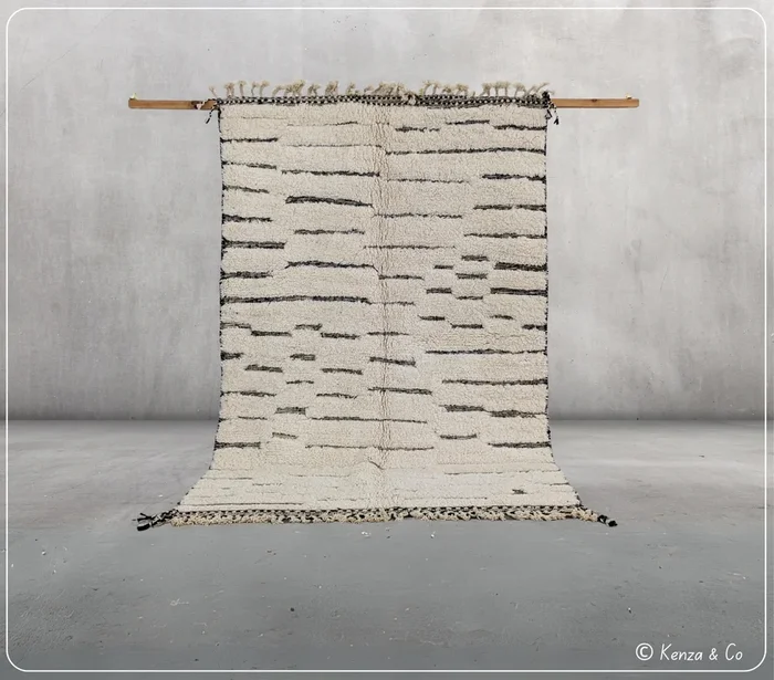 Beni Ouarain Rug, 250 x 165 cm || 8,2 x 5,41 feet, MS-332