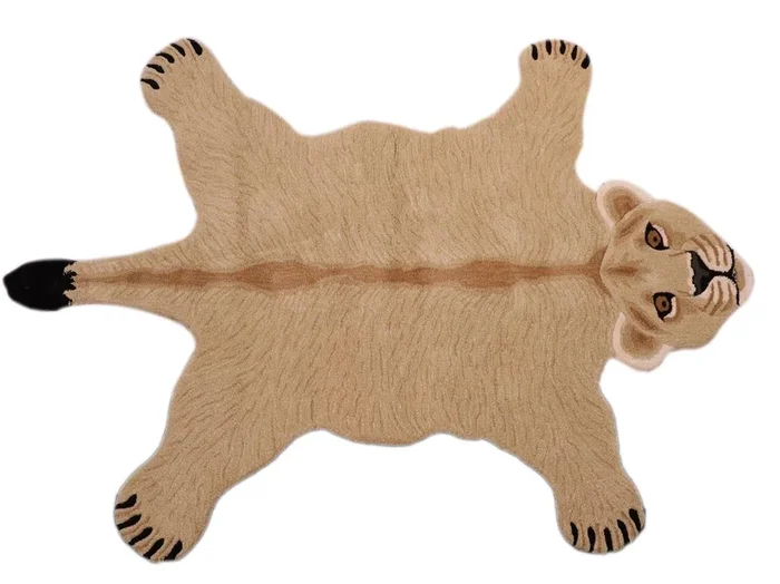 Boho Chic Lioness Shaped Animal Design Area Rug – 4’0” x 6’0”