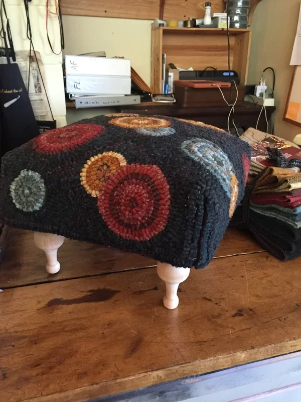 Bonnet Topper Stool Patterns for Searsport or Amazon Stool