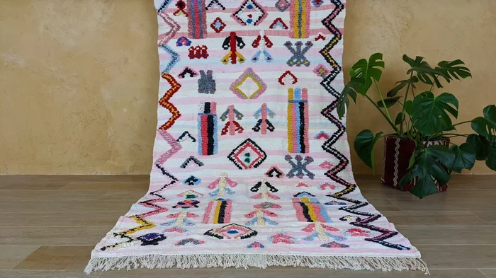 Boucherouite Rug, 215 x 115 cm || 7.05 x 3.77 feet