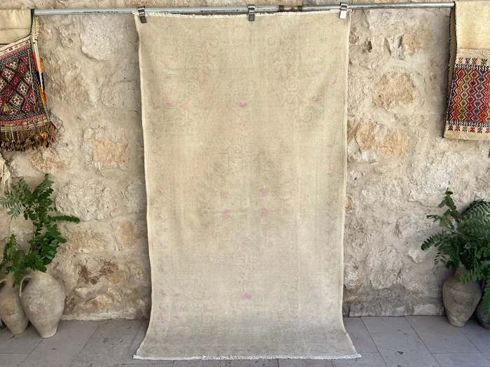 Brody 4’3” x 7’3”