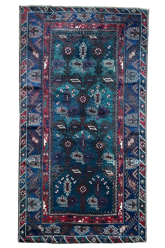Circe 4’9 x 7’11